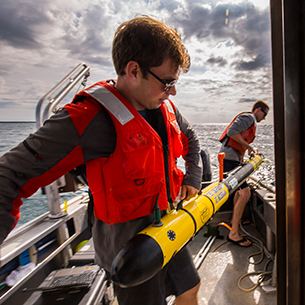 NAME autonomous underwater research